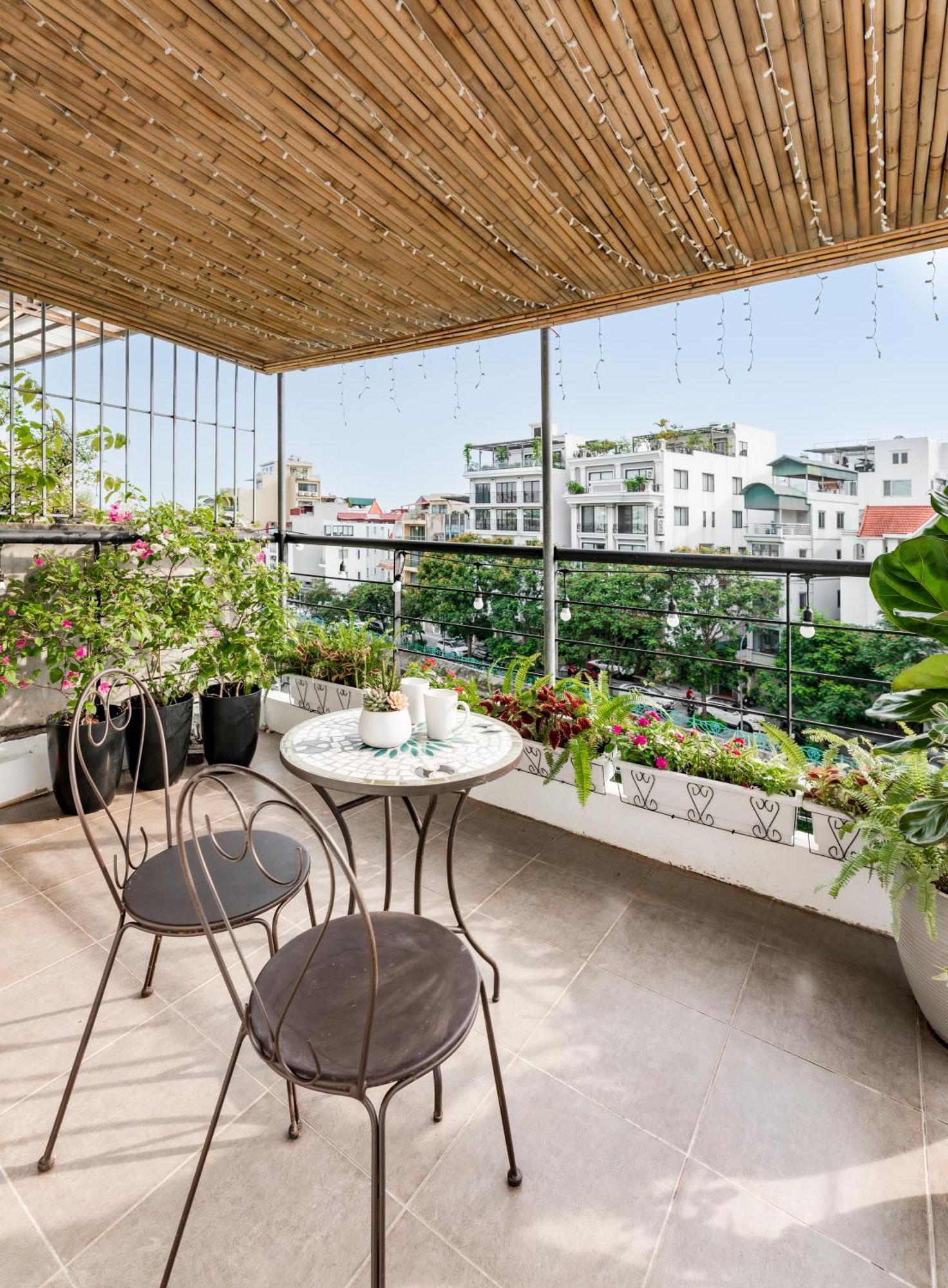Inam Lakeview Hanoi